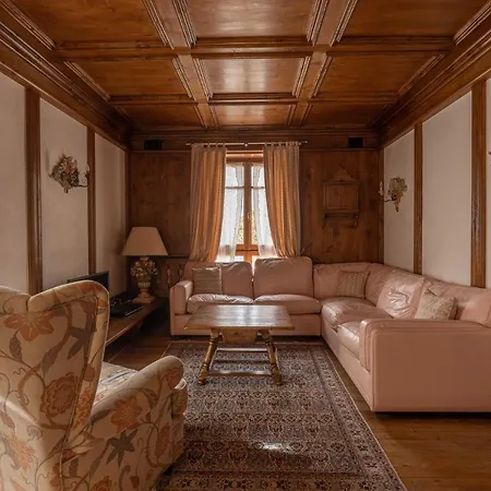 Casa Regoiettes Apartment
