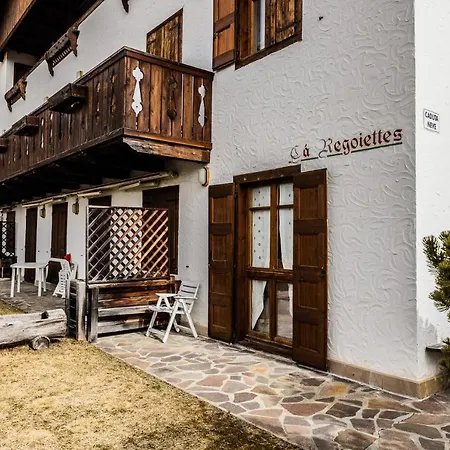 Casa Regoiettes Apartmán
